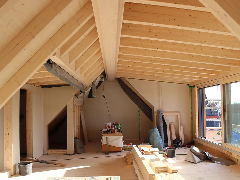 Aufstockung Mehrfamilienwohnhaus, Dachausbau